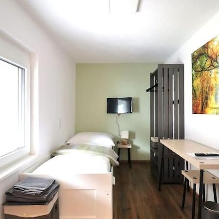 Schickes Zimmer Mit Top-Ausstattung In Idealer Lage Feldkirch Dış mekan fotoğraf