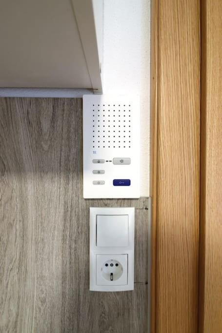 Schickes Zimmer Mit Top-Ausstattung In Idealer Lage Feldkirch Dış mekan fotoğraf